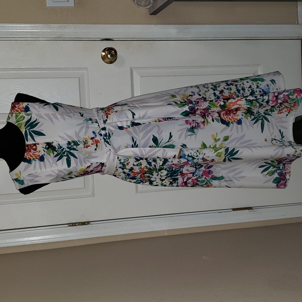 NWOT DKNY Flowery Dress